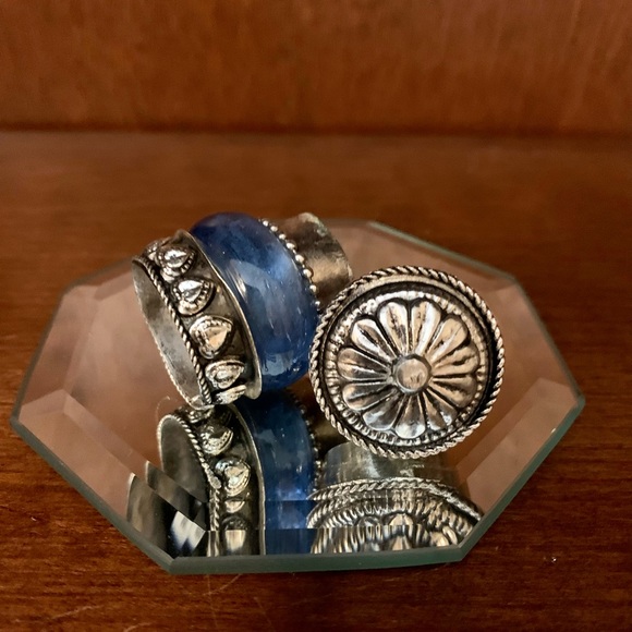 Small Glass & Silver Pill Box (Crystals, Trinkets) With Decorative Gift Pouch - Picture 11 of 16